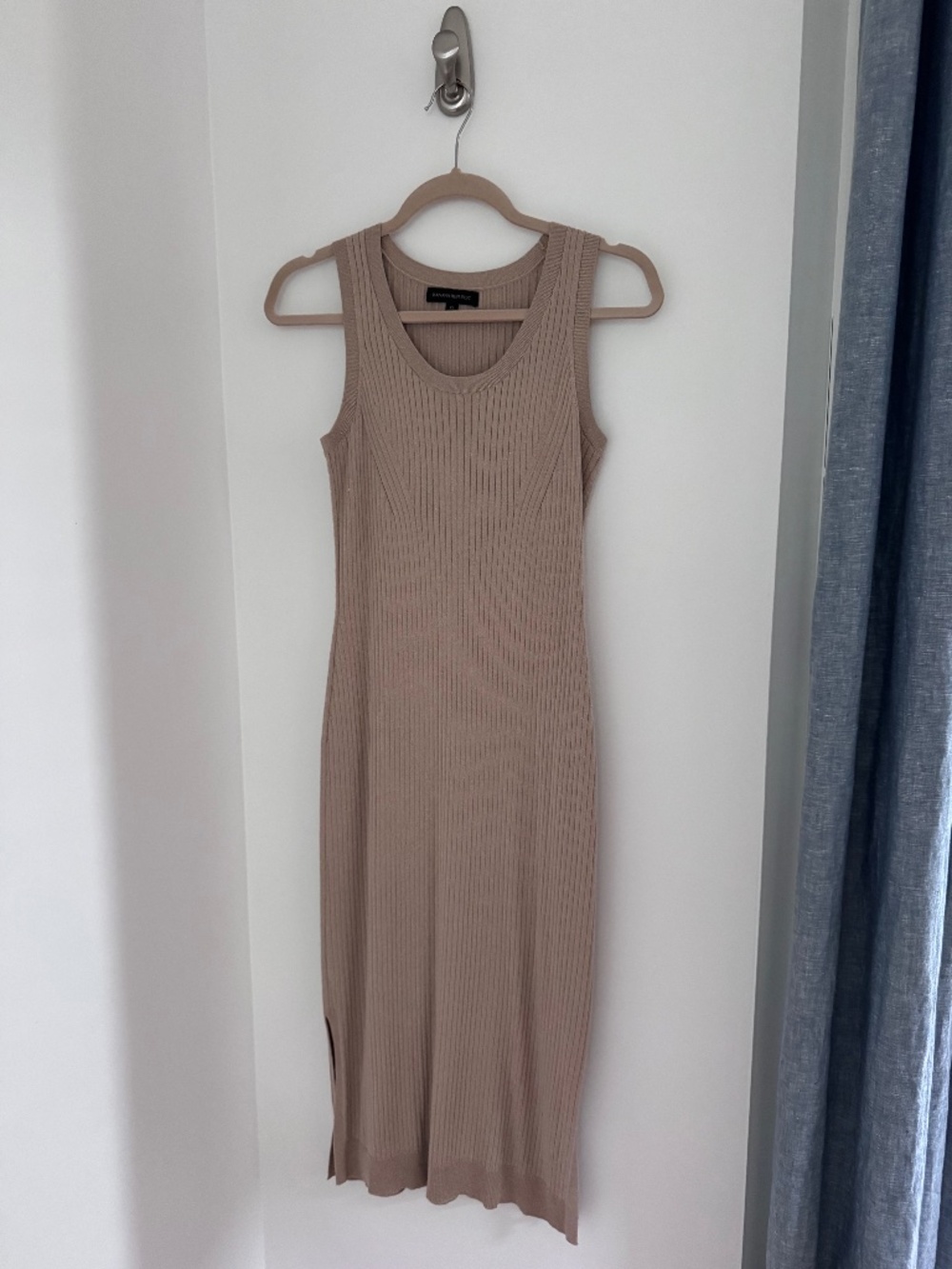 Banana Republic Tan Ribbed Midi Knit Dress